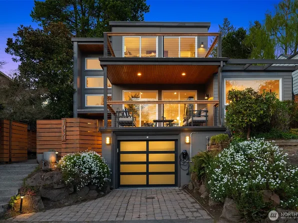1030 Washington Place E, Seattle, WA 98112