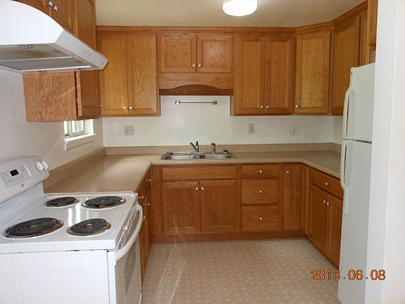 3rd image of 10232 Earley Ave SW