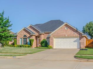 4404 Mallory Ln, Wichita Falls, TX 76309