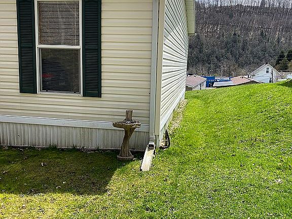 5th image of 674 Grant St Lot 42