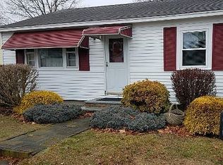 32 Huckleberry St, Wells, ME 04090