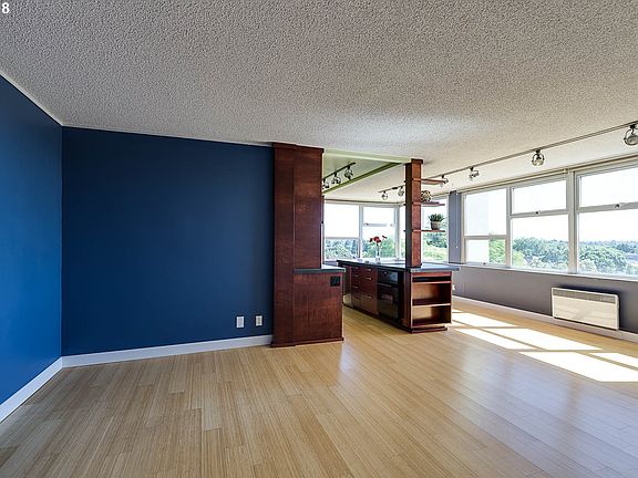 4th image of 1220 NE 17th Ave APT 8C