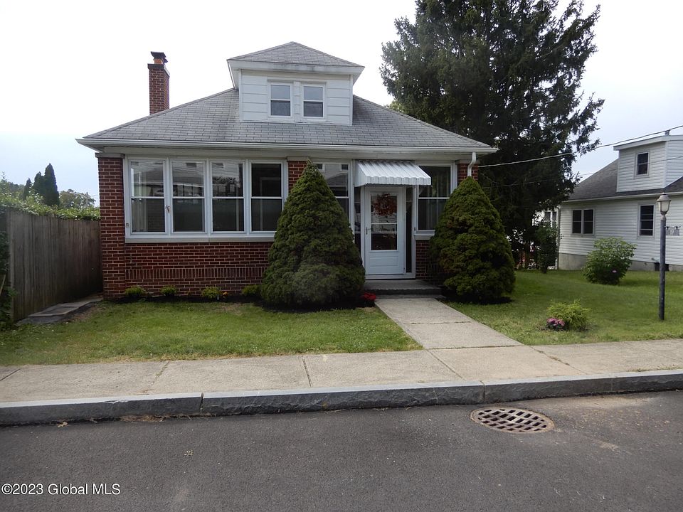 19 Michigan Avenue, Troy, NY 12180, MLS# 202324950