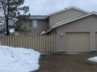 1068 Carmel Ct, Shoreview, MN 55126