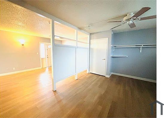 5th image of 501 E Barstow Ave #511