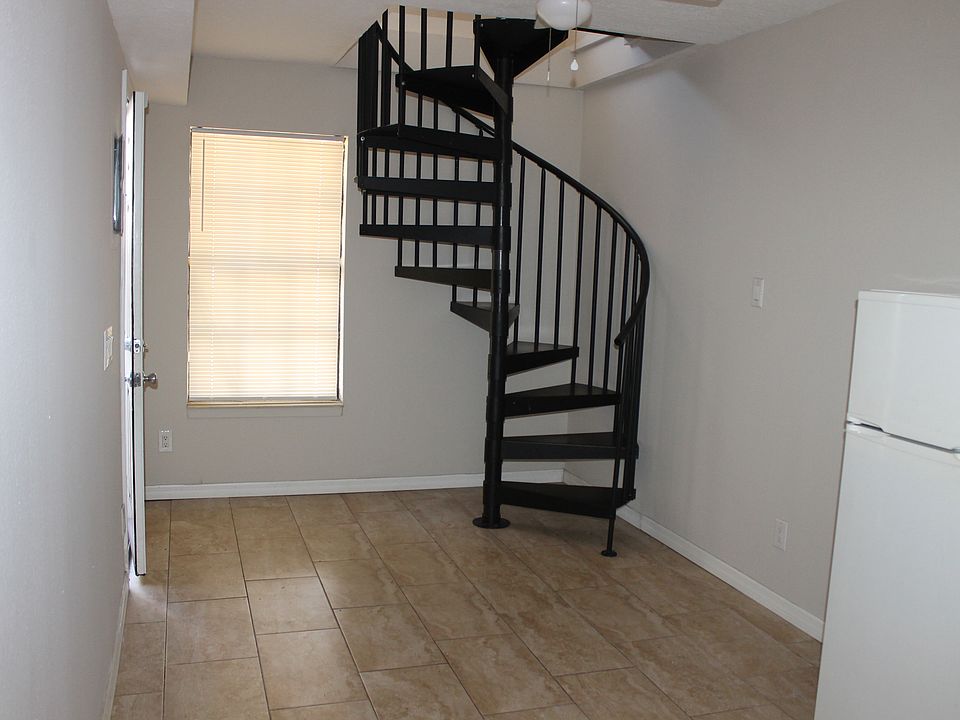 2nd image of 110 S 1st St #D
