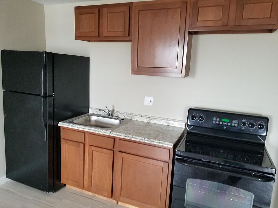 1st image of 317 E North Ave APT 205