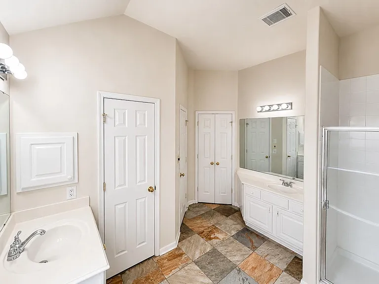 20410 Nelva Park Ct — Photo 43