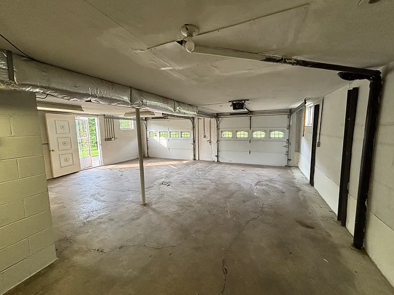 Butz Rd — Photo 13