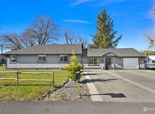 244 Front St, Sumas, WA 98295