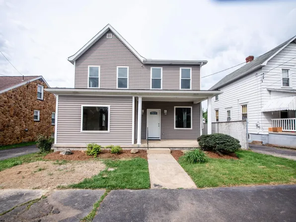 62 Liberty St, Smithfield, PA 15478