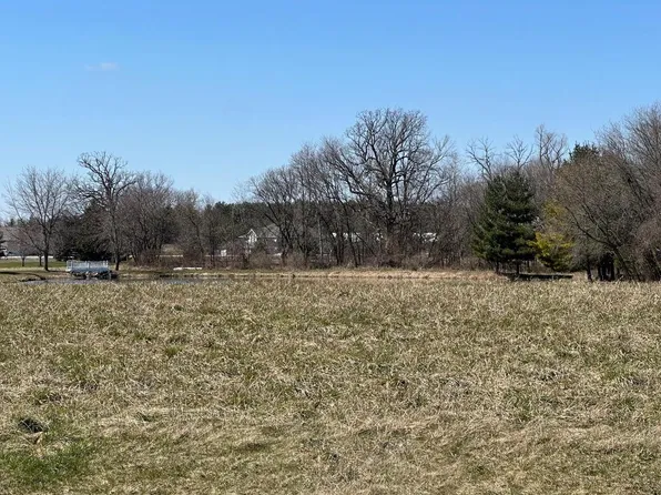 N979 WINDS WAY #Lt9, Oconomowoc, WI 53066