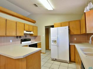 1212 Purdue Ave, Clovis, NM 88101