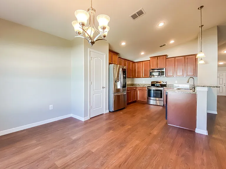 18408 Waydale Loop — Photo 6