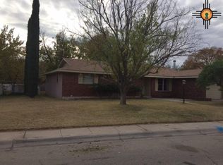 1415 N Country Club Cir, Carlsbad, NM 88220