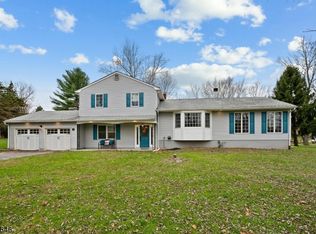3 Shelton Rd, Flemington, NJ 08822