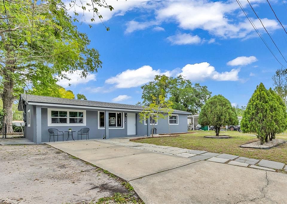 1st image of 890 GOLDEN ISLE DRIVE