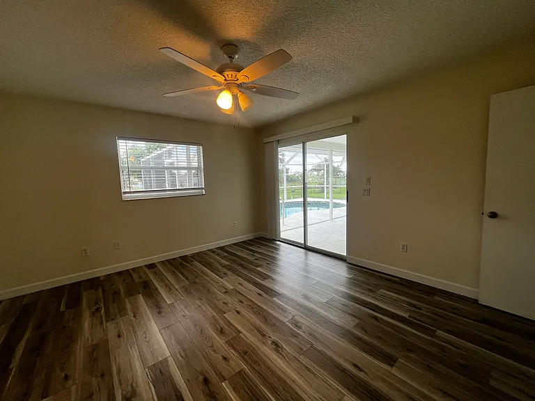 126 Broadmoor Ln — Photo 17