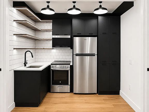 4th image of 1647 New York Ave #1G