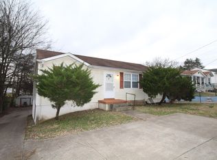 250 Tobacco Rd APT A, Clarksville, TN 37042