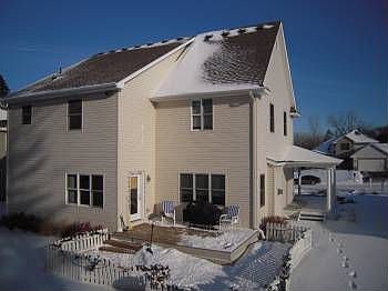 2nd image of 2591 Knollwood Ct N