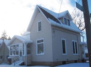 863 Frederick St, Oshkosh, WI 54901