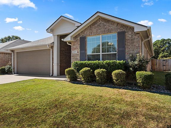 2nd image of 6027 Pine Cone Ln