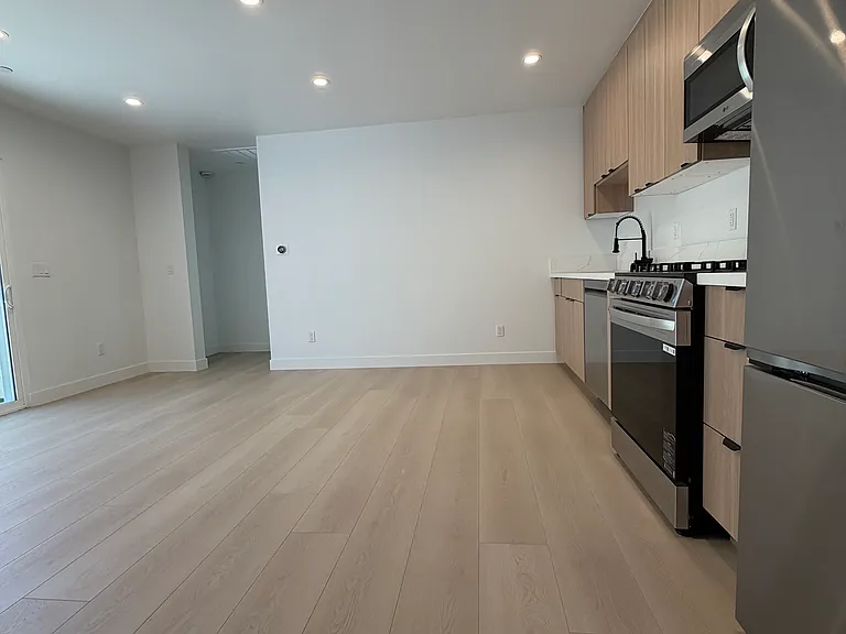 11481 W Erwin St — Photo 4
