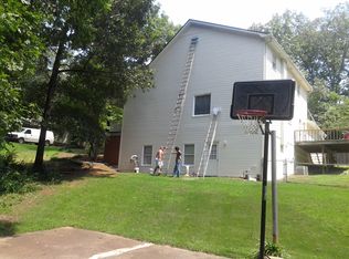 11 Ridgefield Dr SE, Silver Creek, GA 30173