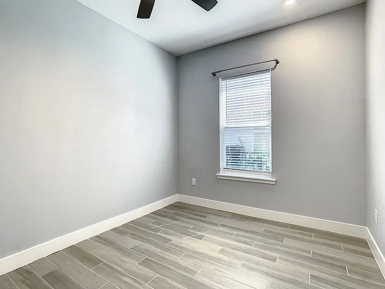 7463 Alpine Butterfly Ln — Photo 43