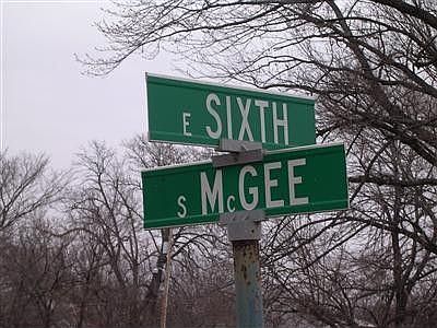 4th image of 412 E 6th Ave
