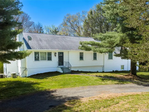 103 S Harmony Hill Road, Pawling, NY 12564