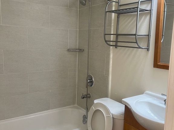 5th image of 503 S 41st St APT 201