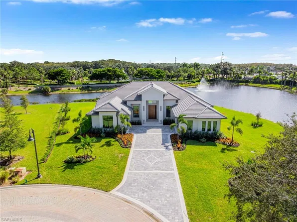 11220 Five Oaks LN, NAPLES, FL 34120
