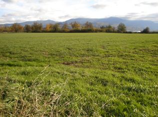 3783 Halverstick Rd, Sumas, WA 98295