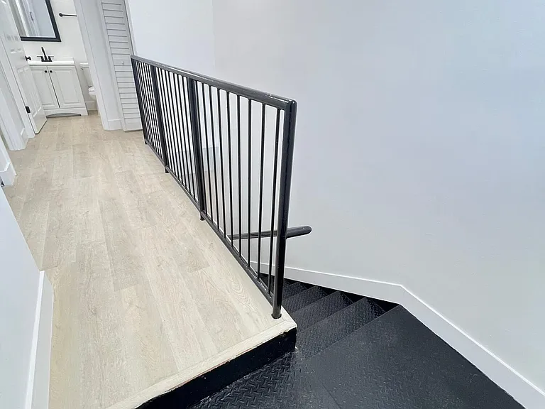 720 NW 61st St #10 — Photo 16