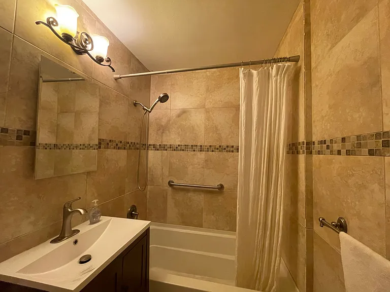 4020 Del Mar Ave — Photo 14