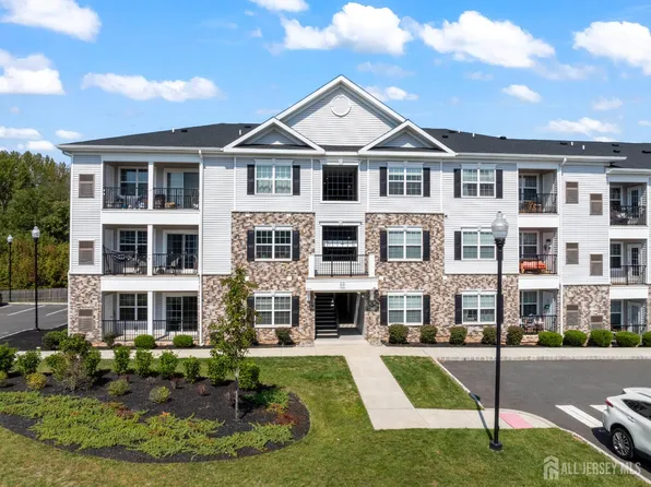 921 Vanderbergh Blvd, Monroe Township, NJ 08831