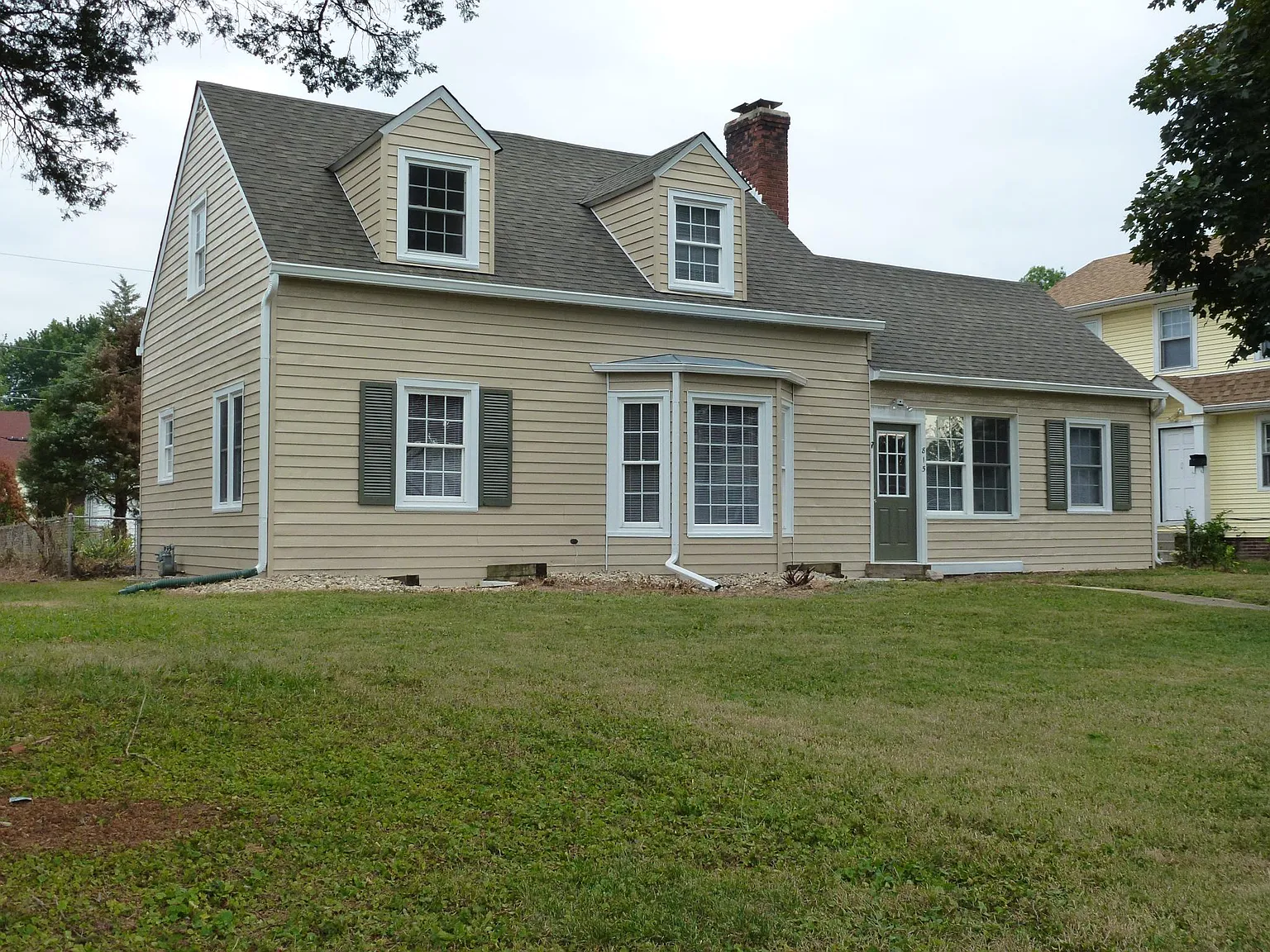 815 Berkley Rd photo 1