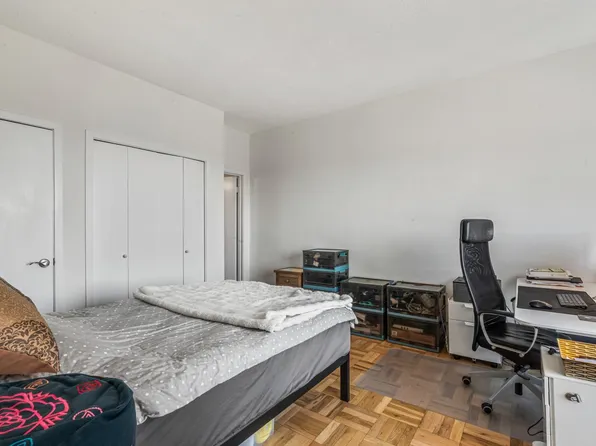 166-25 Powell Cove Boulevard image 12 of 27