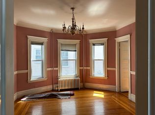 272 Willow Ave APT 1, Somerville, MA 02144