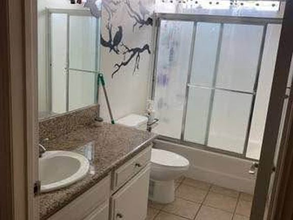 4th image of 1500 W 204th St APT 1