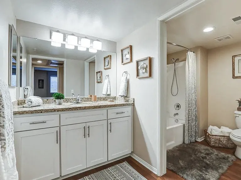 Villa Boutique Apartment Homes — Photo 25
