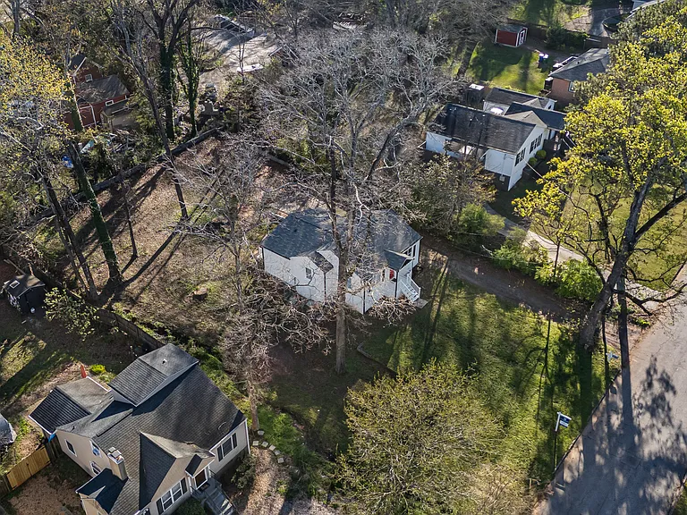 2583 Joyce Ave — Photo 28