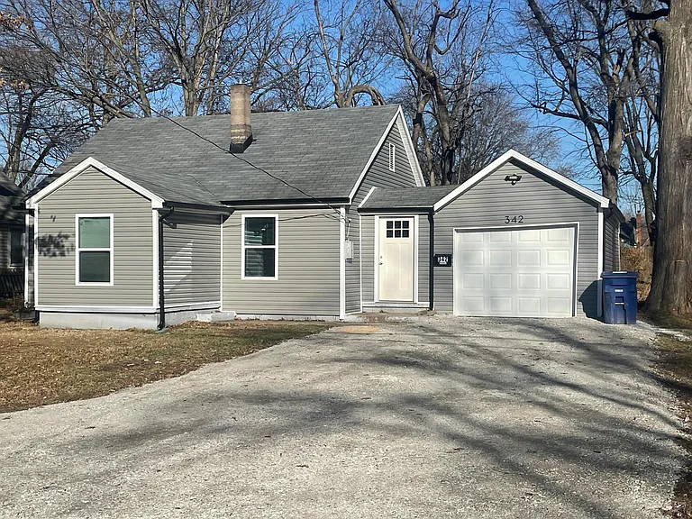 342 Kahl Ct — Photo 10