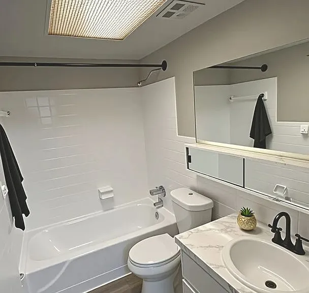 Move In Free at Cielo at University - No Admin Fee + One Month Free! — Photo 44