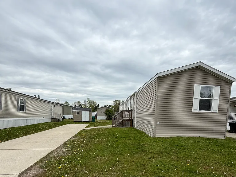Arbor Woods — Photo 20