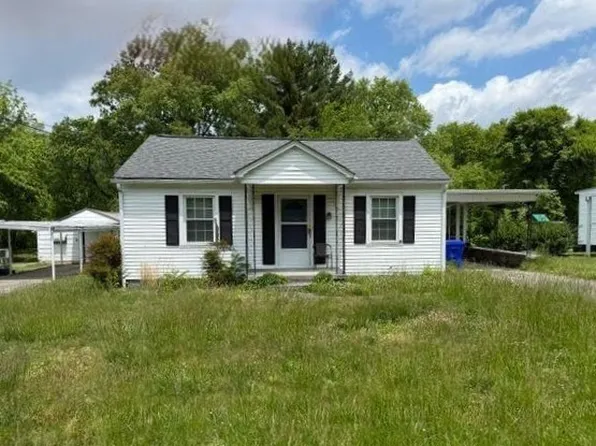 314 Carroll Dr, Harriman, TN 37748