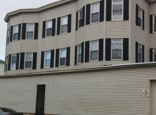 37 Perry Ave 52 Seymour St #9, Worcester, MA 01610