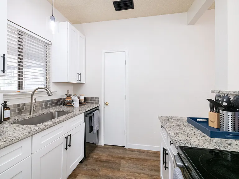 Fully stocked kitchen for family dinners at home